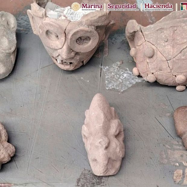 Detectan en el AICM Seis Bienes Arqueológicos de Veracruz con Destino a Gran Bretaña